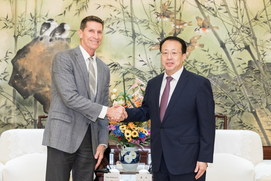 Gong Zheng rencontre les dirigeants de Sherwin-Williams et du groupe Syensqo