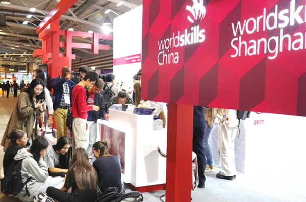 Le stand de Shanghai se distingue lors du WorldSkills Competition à Lyon