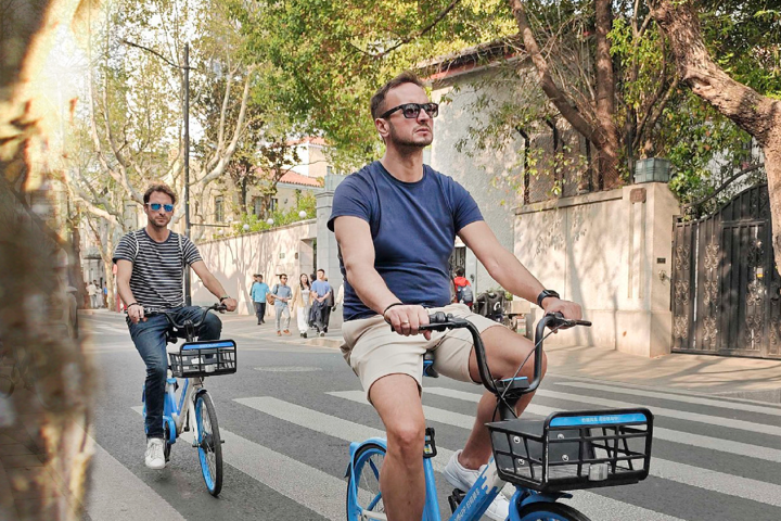 Les voyages en famille et les séjours axés sur l'expérience stimulent le boom des voyages estivaux en Chine