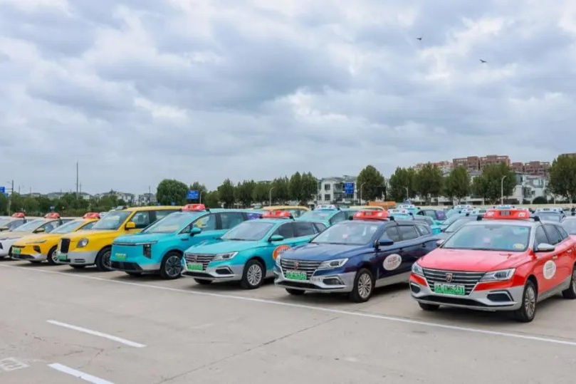 Shanghai améliore les services de taxi pour la CIIE