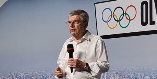 Le président du Comité olympique salue l'organisation des OQS par la Chine
