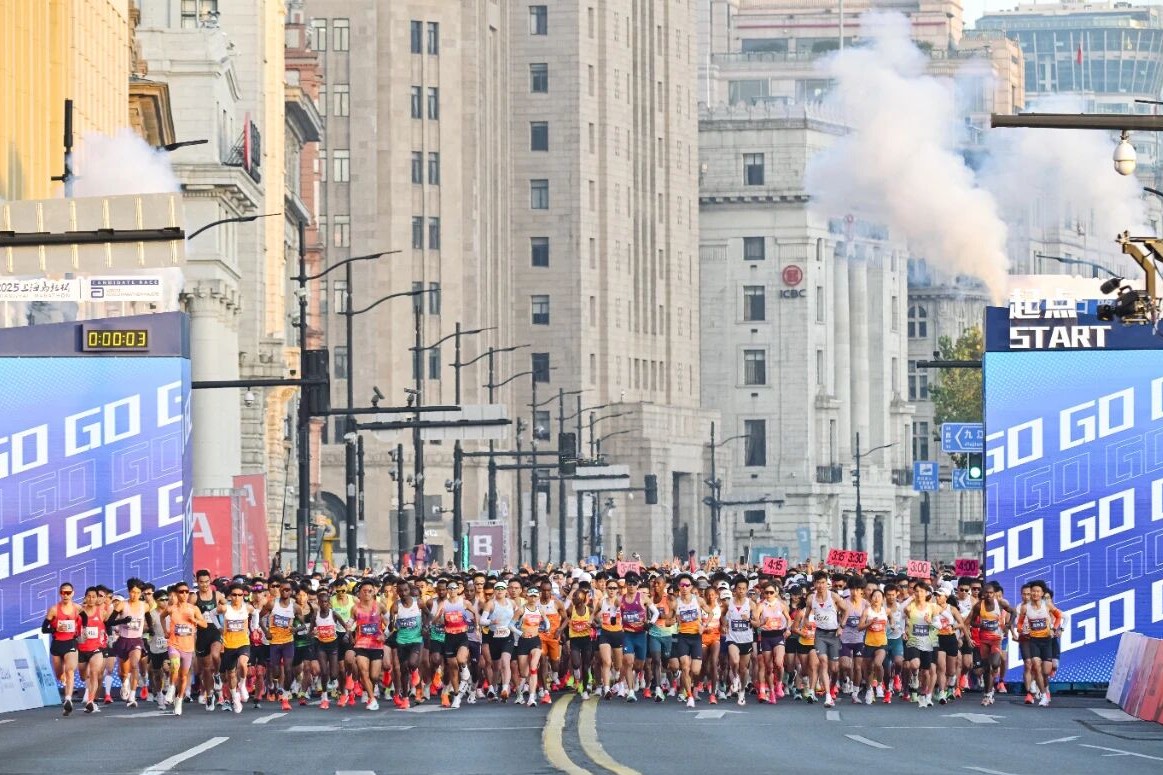 Le Marathon de Shanghai rassemble des coureurs du monde entier