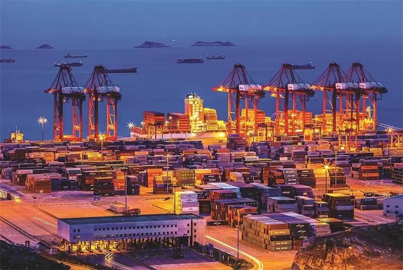 Aperçu du <i>Plan de Shanghai pour l'accélération de la construction de Shanghai en tant que Centre de commerce international durant le 15ᵉ Plan quinquennal</i>