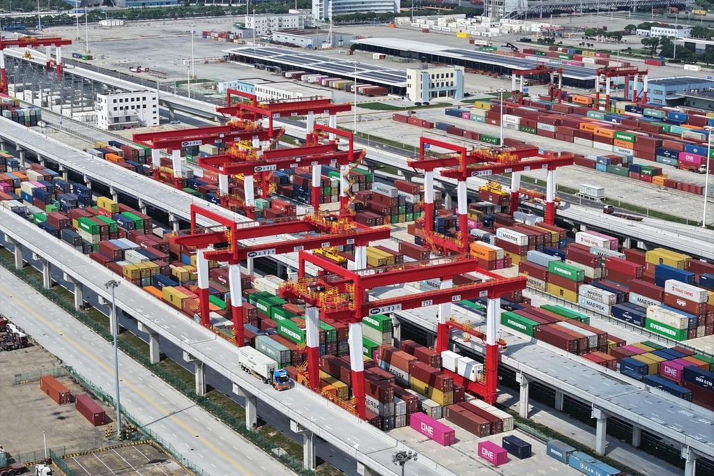 Shanghai vise le statut de ville mondiale de premier plan