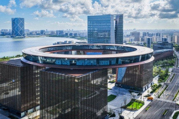 La Zone pilote de libre-échange de Chine (Shanghai) approuvée pour participer à la première série nationale de projets pilotes d'ouverture autonome en matière de normalisation