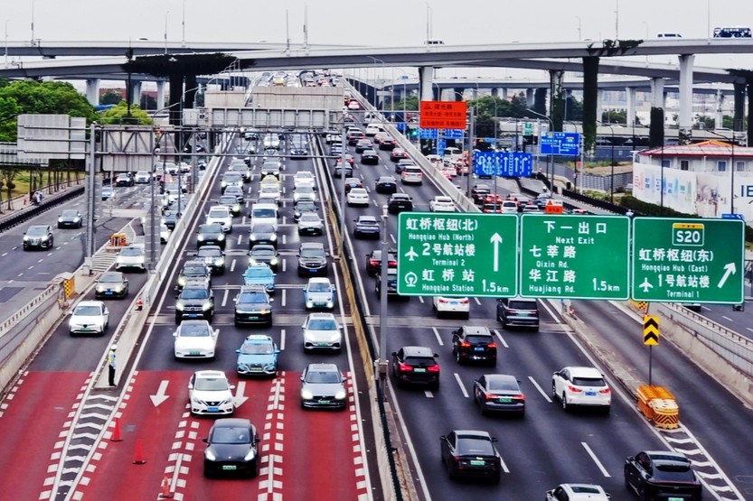 Gratuité du péage durant 9 jours ! Lancement du guide des déplacements routiers pour le grand chassé-croisé de 2026