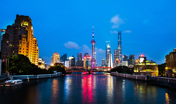 Vie nocturne de Shanghai au bout de la langue, quelle merveille !