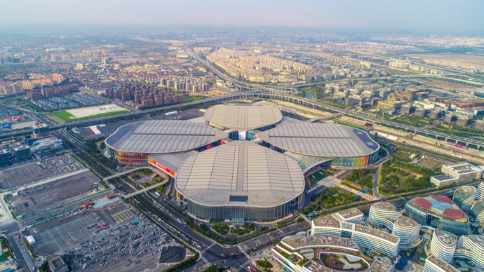 La 8ᵉ CIIE sur le point de commencer, avec plus de 3 200 entreprises du monde entier venues avec leurs innovations