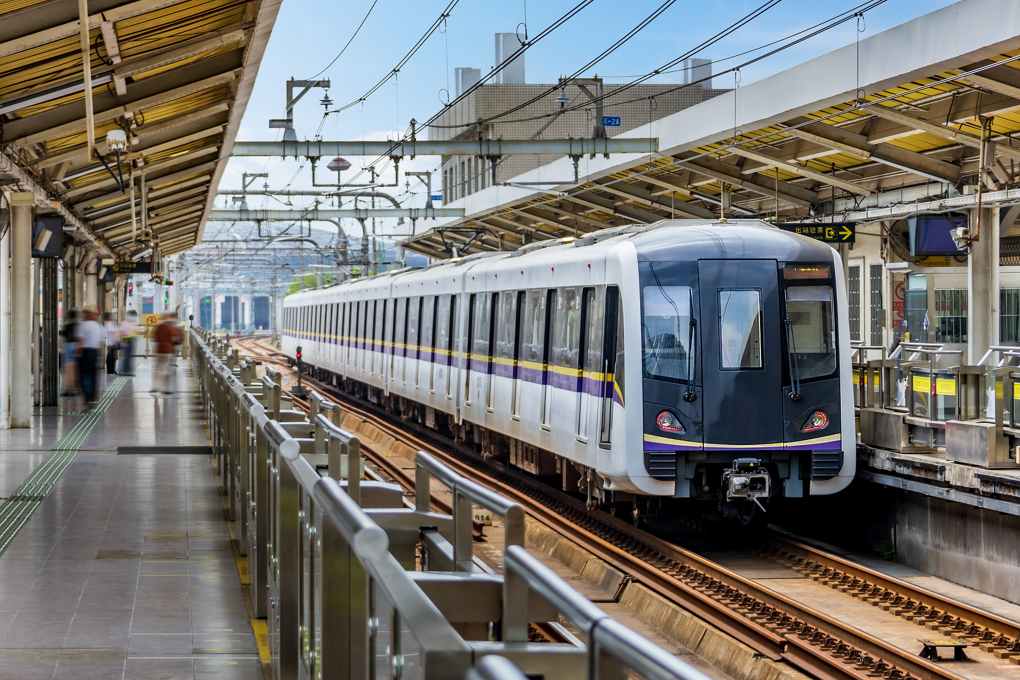 Guide des transports ferroviaires pour la CIIE