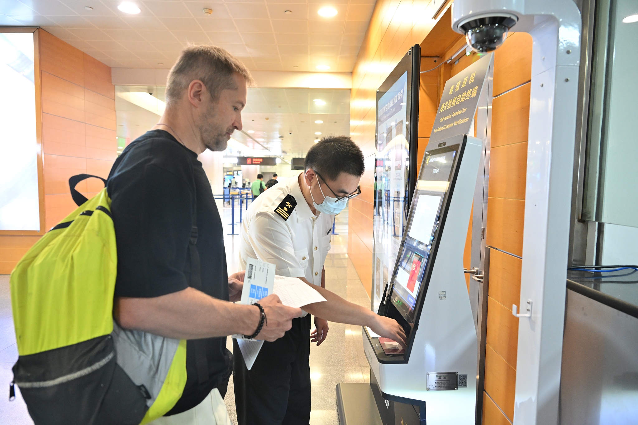 Shanghai va améliorer les services de remboursement des taxes au départ durant l'Été de Shanghai